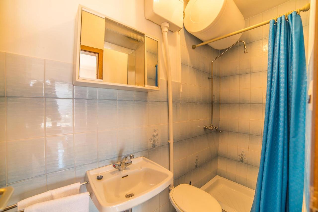 Apartments Antic 4255 Selce Luaran gambar